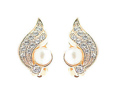 Angel Wings Pearl Ear Clip