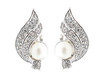 Angel Wings Pearl Ear Clip